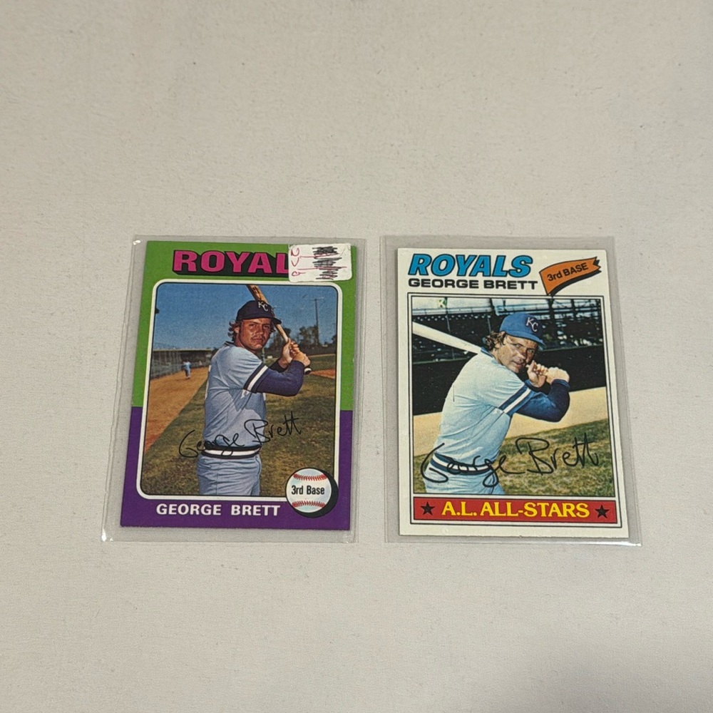 Rare George Brett Topps 228 & 580 Baseball Cards